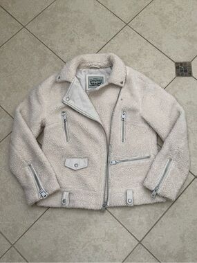 Levi's Cream Sherpa Jacket